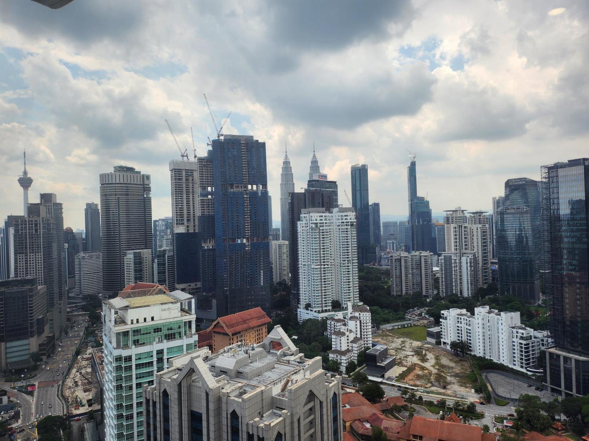 Agile Bukit Bintang Service At Trx Apartment *